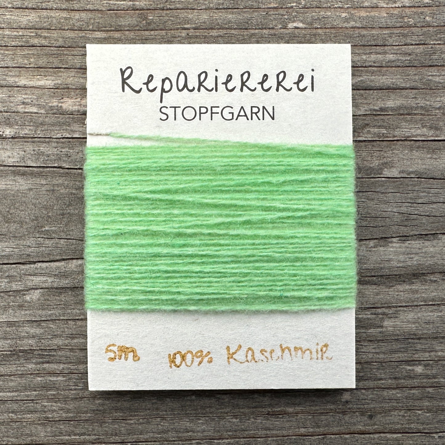 Stopfgarn Kaschmir #8017 Kräftiges Pastellgrün